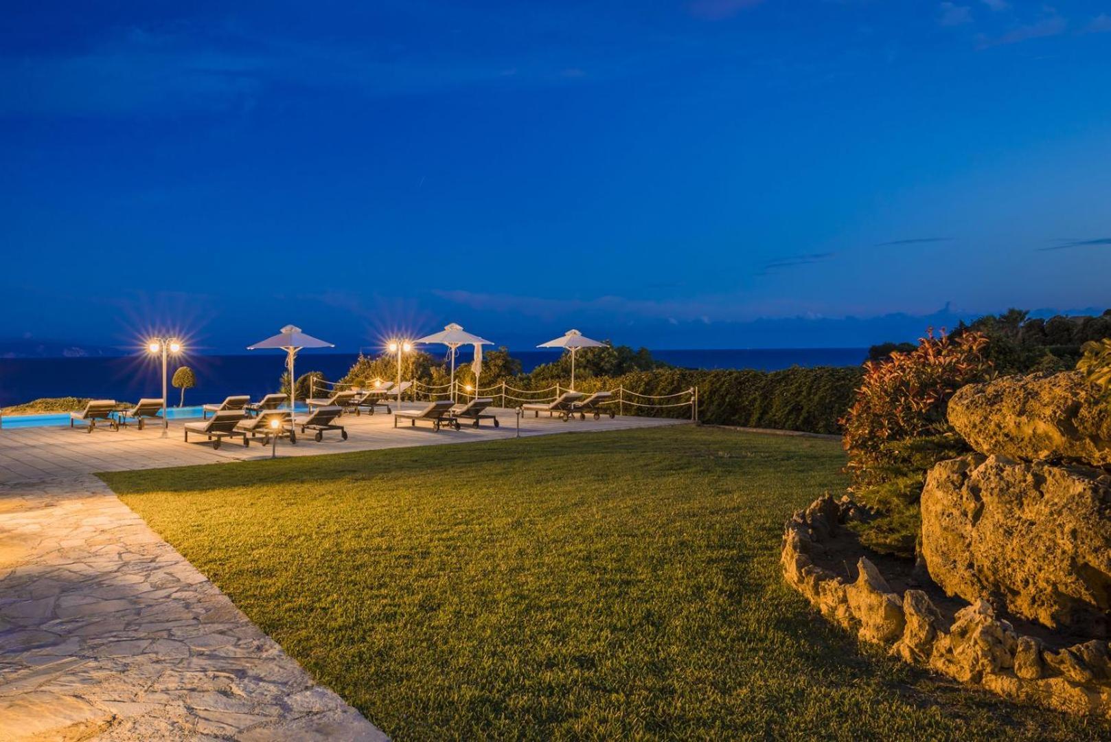 The Seasons Vila Svoronata Exterior foto