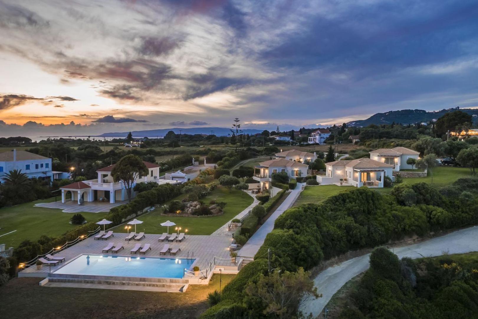 The Seasons Vila Svoronata Exterior foto
