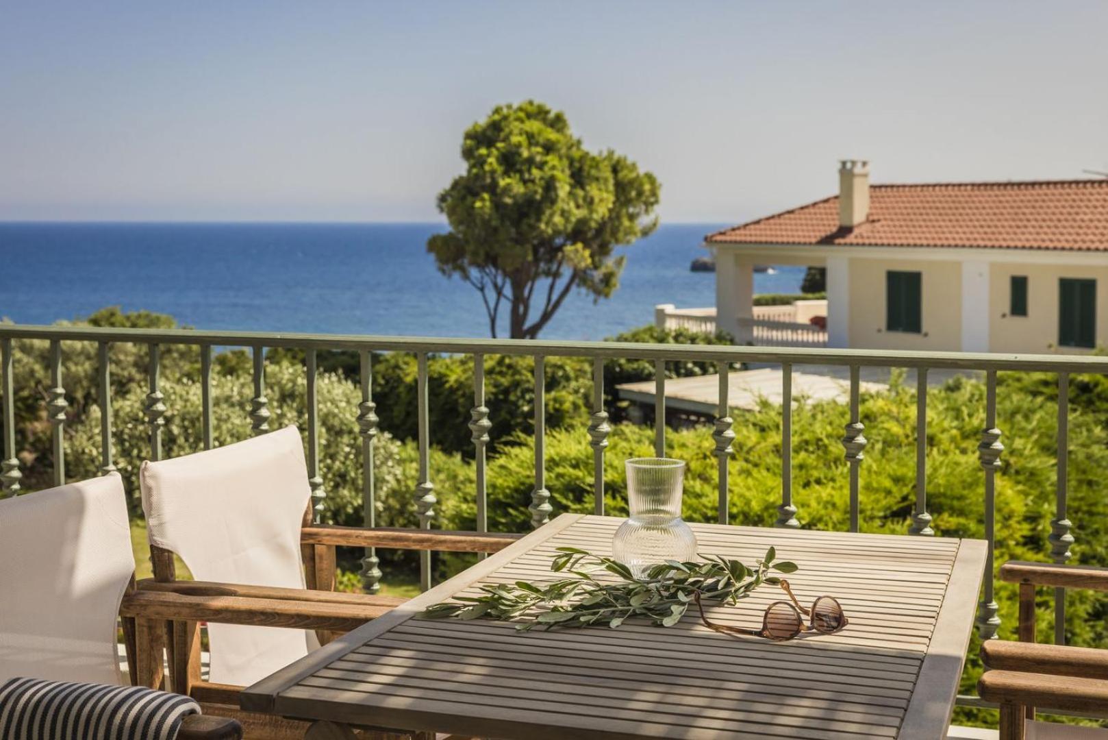 The Seasons Vila Svoronata Exterior foto